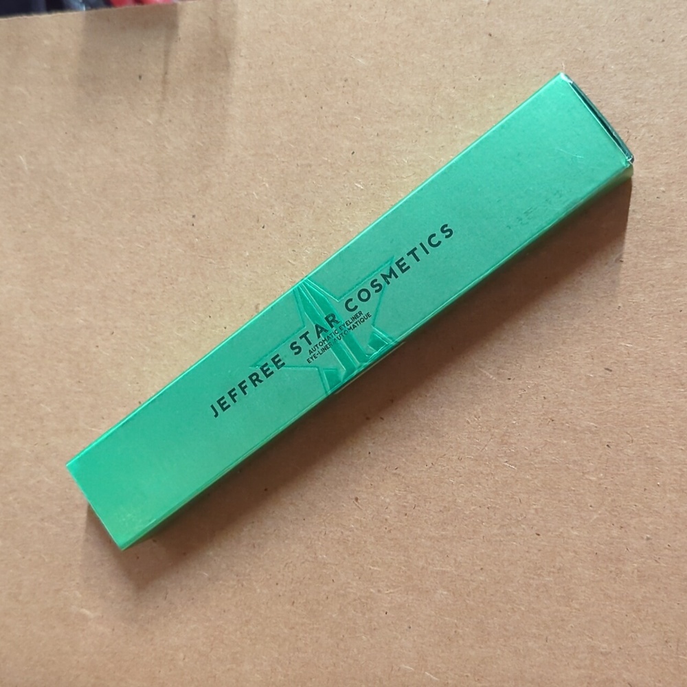Money counter Jeffree Star automatic eyeliner